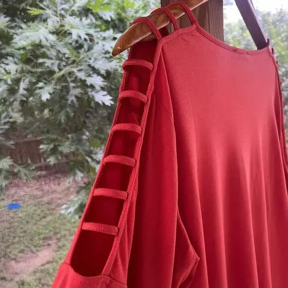 Adrianna Papell V-Neck Open String Sleeve Top Color Chili Size 1X. NEW - Picture 3 of 11